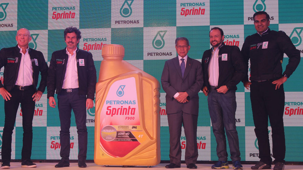 Petronas launches Sprinta with Ultraflex motorcycle lubricant
