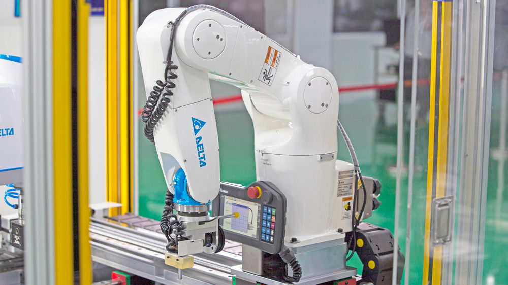 Robotics meet machine tools