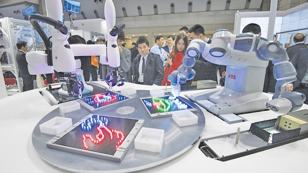 ABB, Kawasaki create common interface for collaborative robots