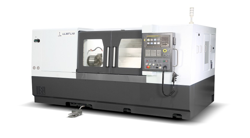 LMW Machine Tool Division showcasing new machining center and a turning center