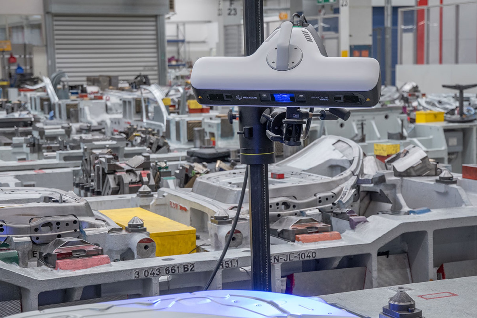 Hexagon provides a zoom-enabled optical 3D scanner for inspecting complex parts