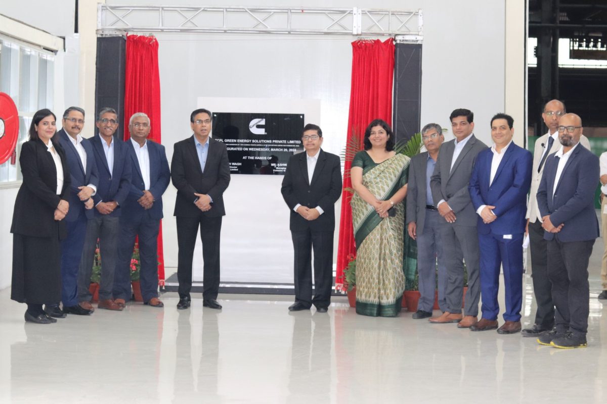 Leaders from Cummins Group in India and Tata Motors Limited at the TCPL GES inauguration ceremony.