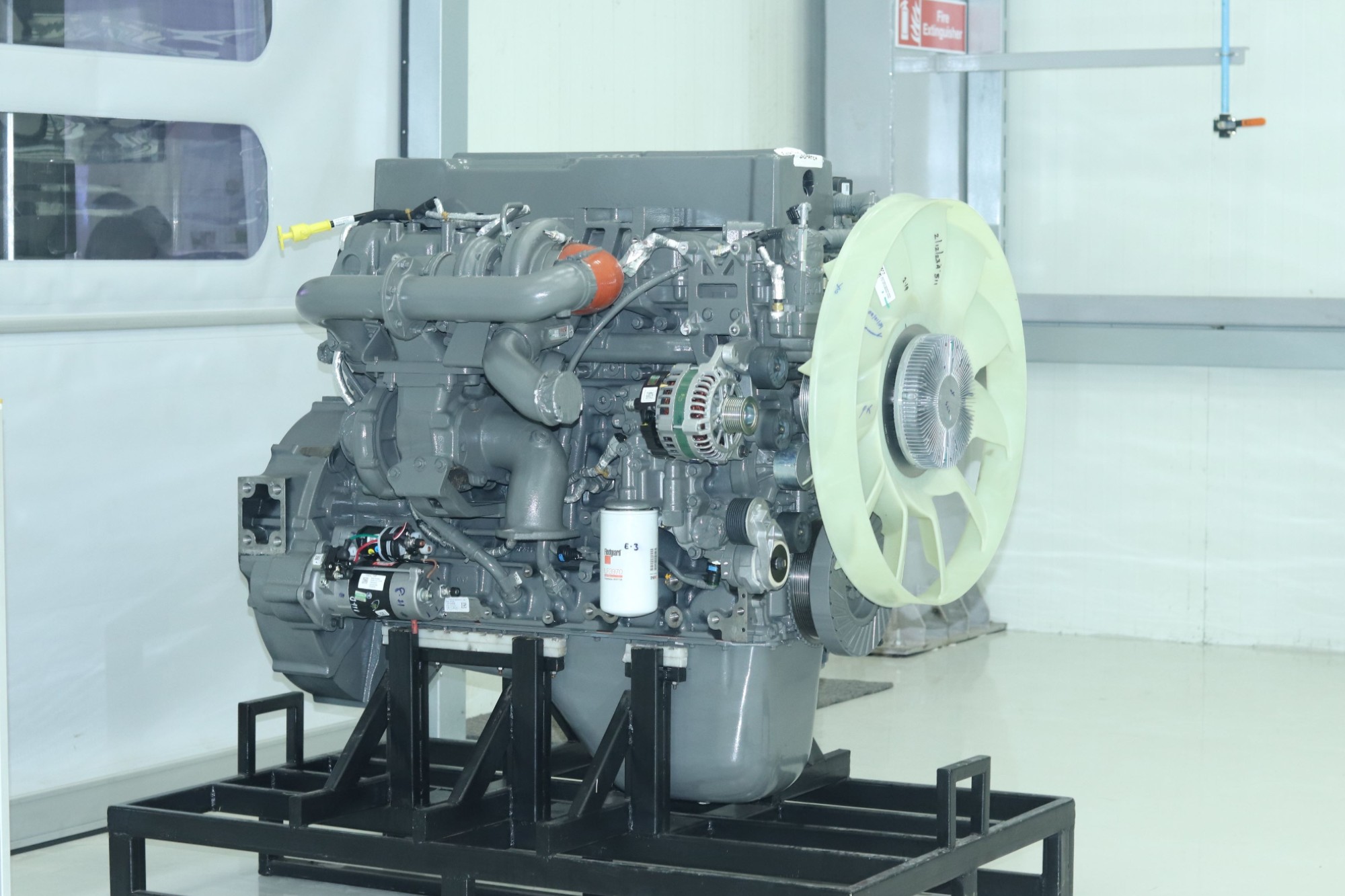 TCPLGES - Hydrogen-based Internal Combustion Engine.