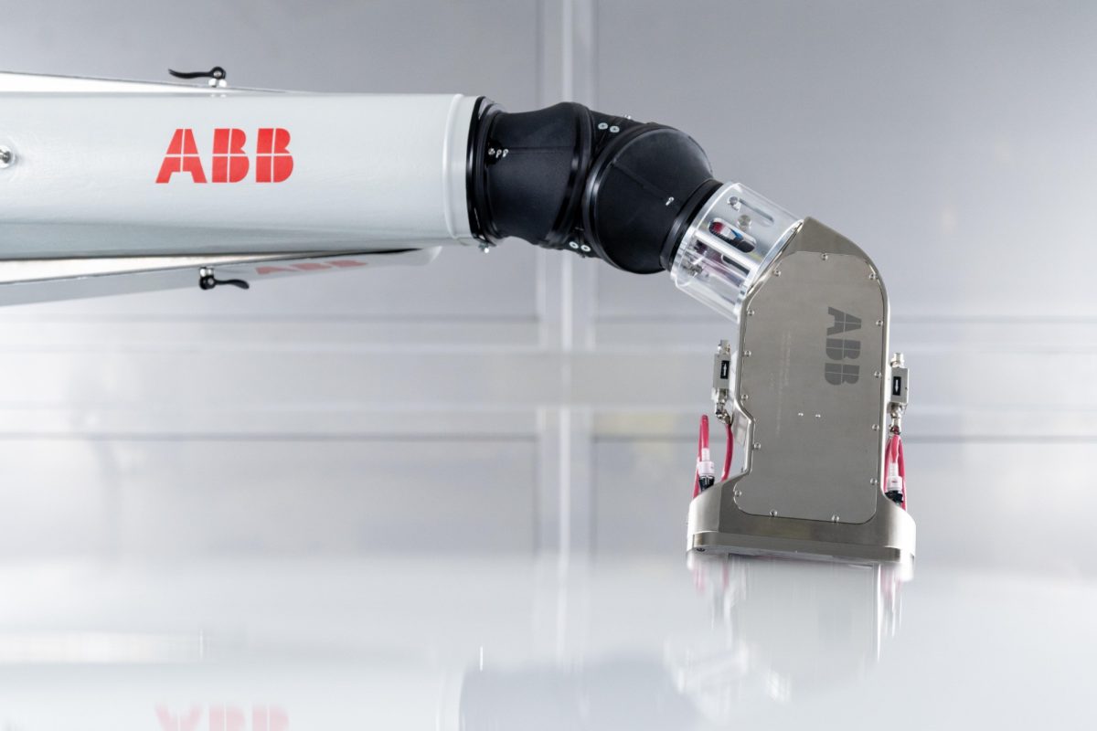 Mahindra & Mahindra (M&M) will deploy ABB Robotics’ PixelPaint to deliver personalization options for a new line of EVs and they will be the first OEM in India to use PixelPaint technology for the painting of contrasting roofs and pillars. 