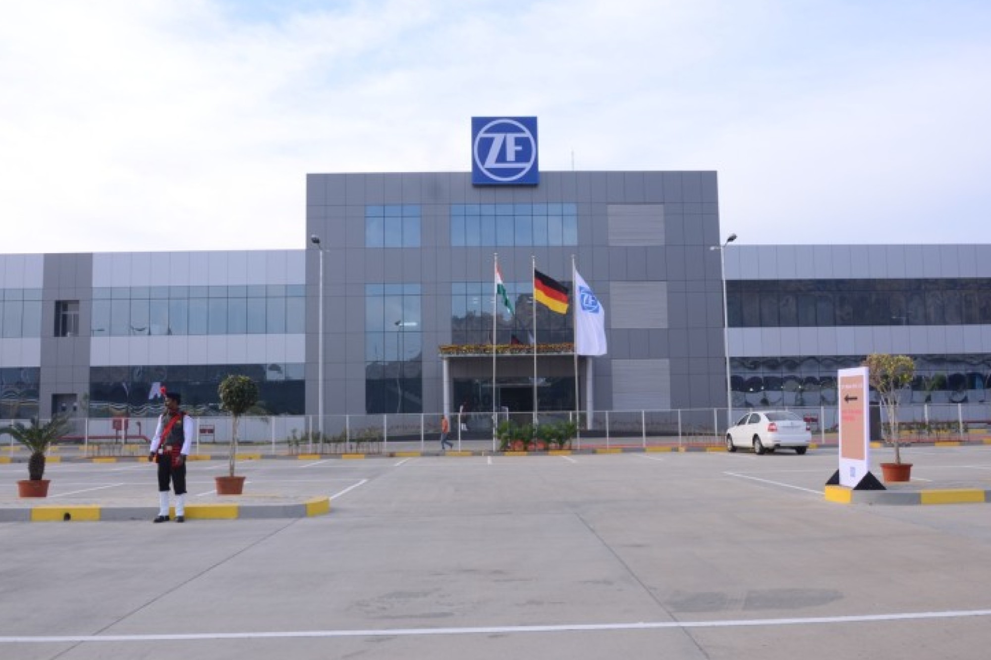 ZF boosts Make in India with heavy-duty transmission supply pact